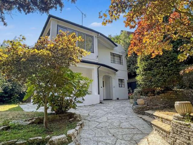 Farm for sale in West Cliff, Bournemouth