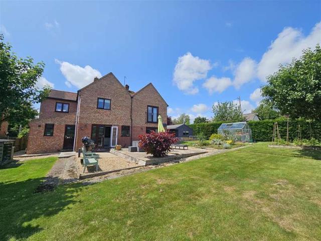 Farm for sale in Motcombe