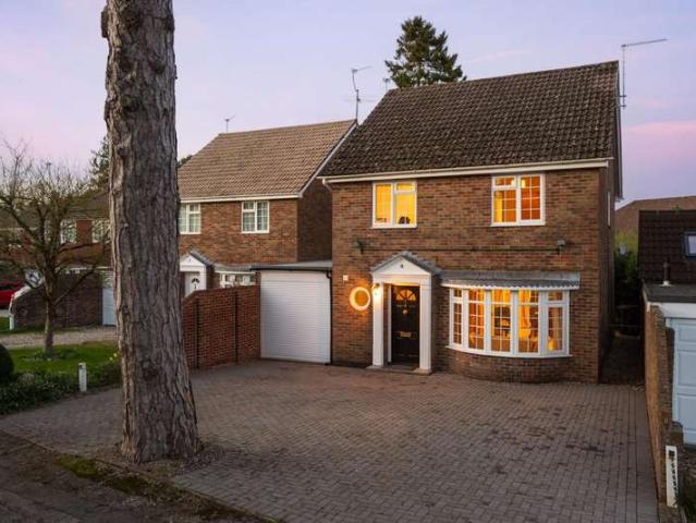 Farm for sale in Speen