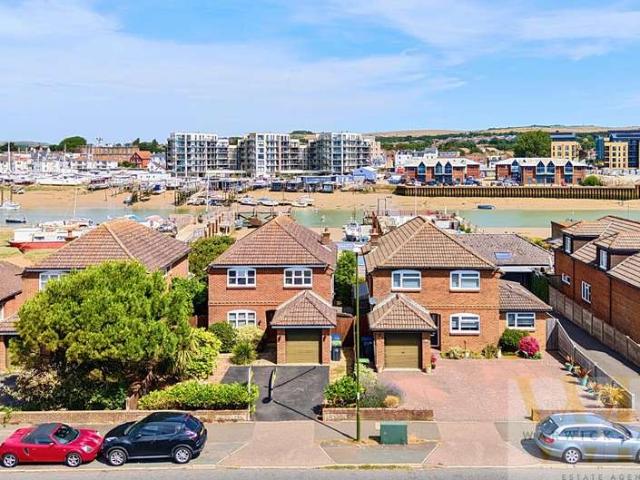 Farm for sale in Fishersgate, West Sussex