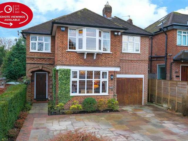 Farm for sale in London Borough of Barnet, Greater London
