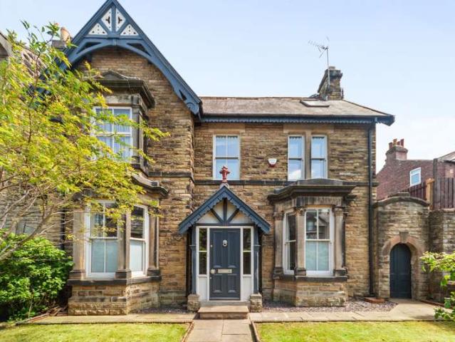 Farm for rent in Low Harrogate, Harrogate