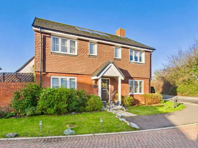 Farm for sale in Longwick, Buckinghamshire
