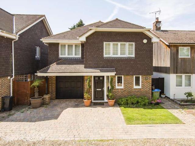 Farm for sale in The Butts, Kent
