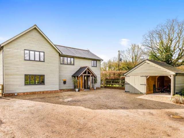 Farm for sale in Duton Hill, Essex