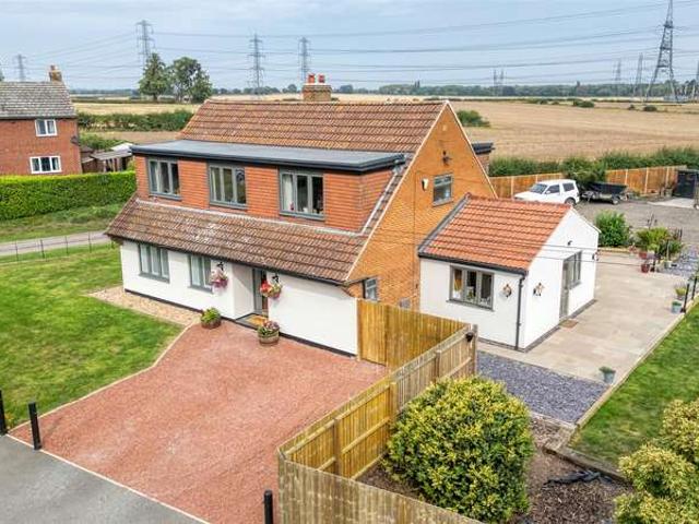 Farm for sale in Costhorpe, East Midlands