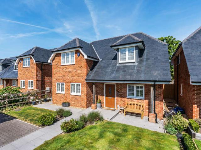 Farm for sale in Hillview, Surrey