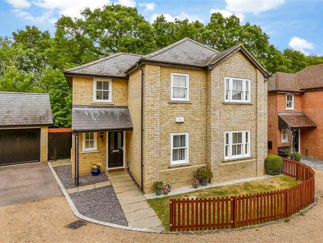Farm for sale in Herne and Broomfield, The Bridge