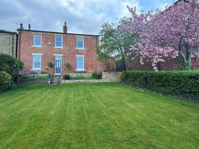 Farm for sale in Ossett, West Yorkshire