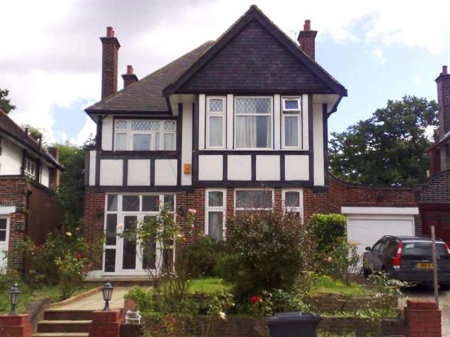 Farm for sale in Muswell Hill, Greater London