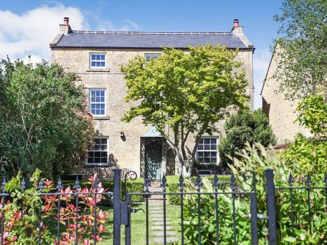 Farm for sale in Blockley, Cotswold
