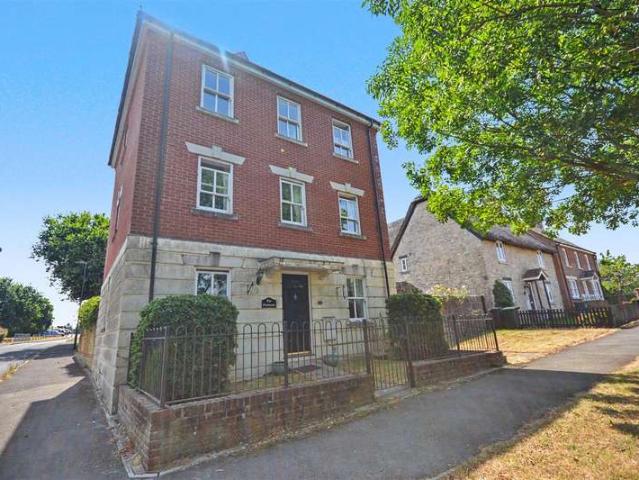 Farm for sale in Crossways