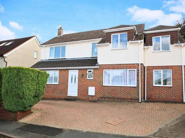 Farm for sale in Woking, Surrey