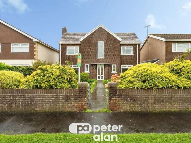 Farm for sale in Sandfields East, Aberavon