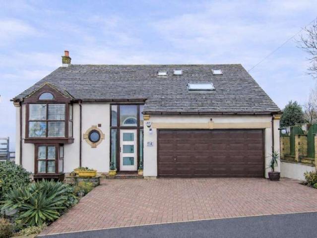 Farm for sale in Ossett, West Yorkshire