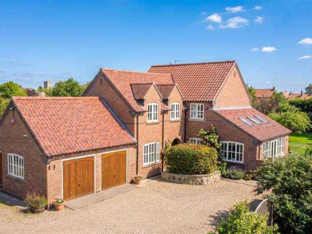 Farm for sale in Sutton-on-Trent CP, Newark and Sherwood