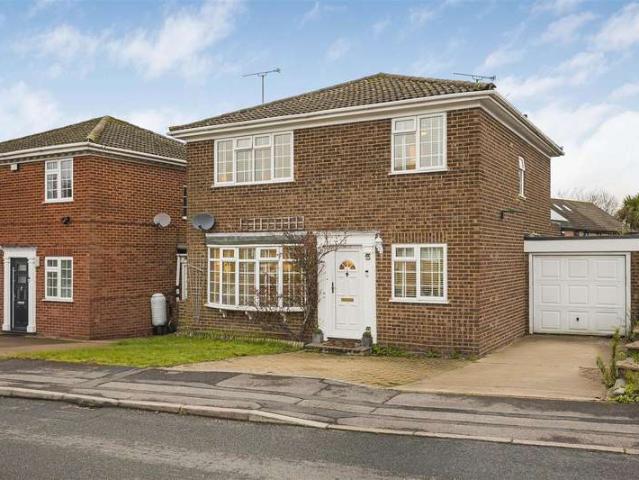 Farm for sale in Finchampstead