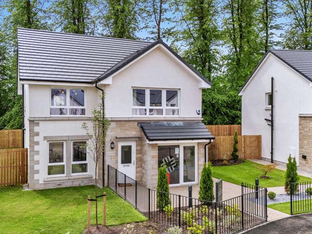 Farm for sale in Corseford, Johnstone