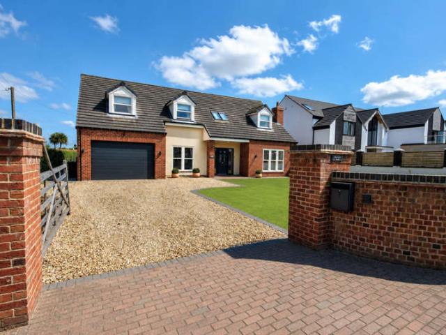 Farm for sale in Everton, Costhorpe