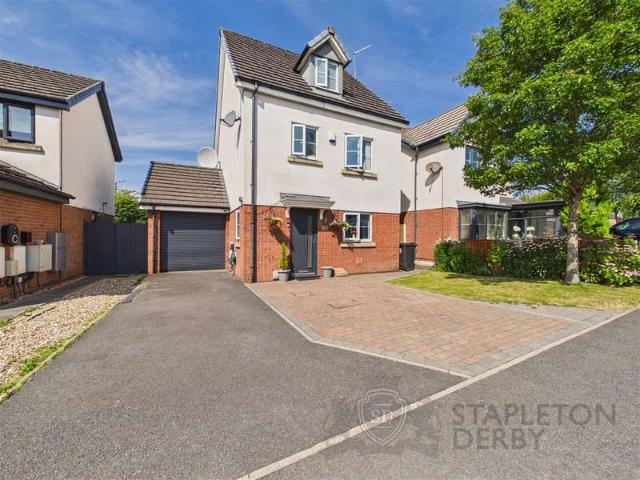 Farm for sale in Tanhouse, Roby Mill
