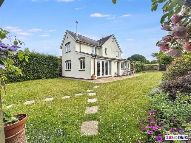 Farm for sale in Watergate, Devon