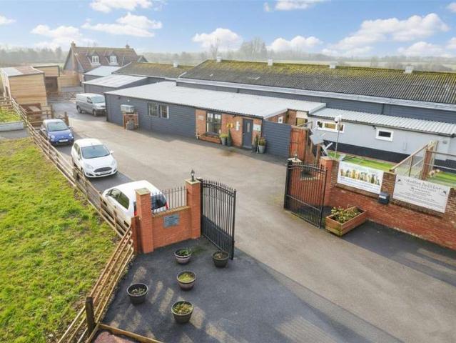 Farm for sale in Leconfield