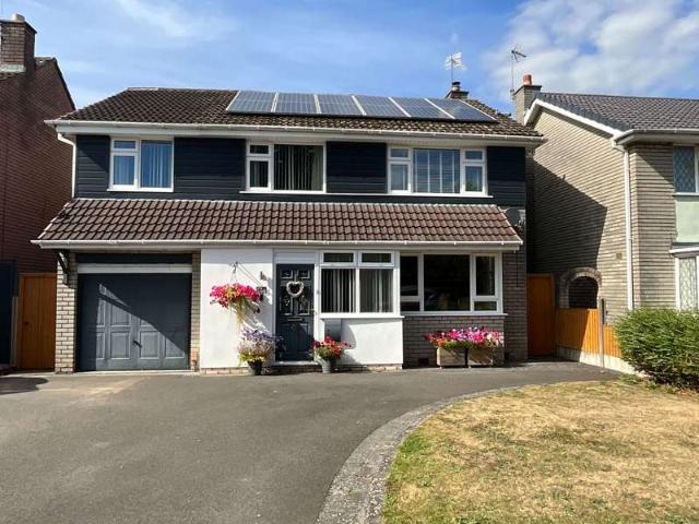Farm for sale in Halesowen, West Midlands