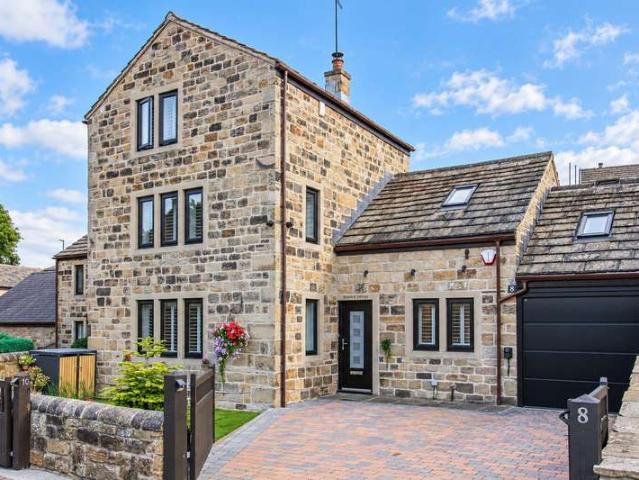 Farm for sale in Newmillerdam, West Yorkshire