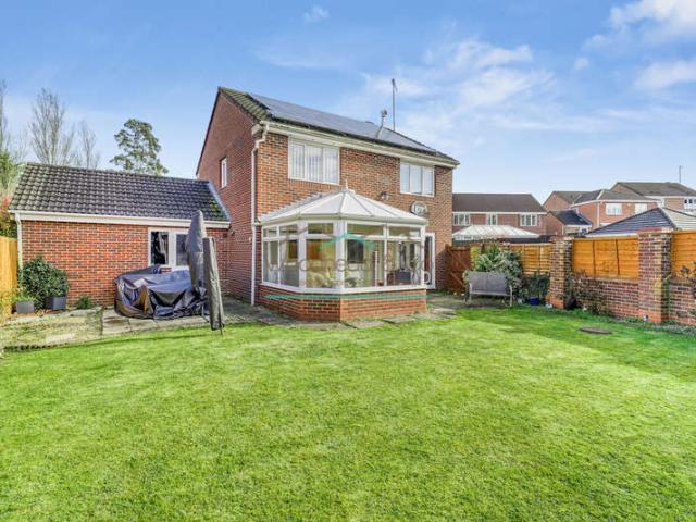 Farm for sale in Glenvale Park, Wellingborough