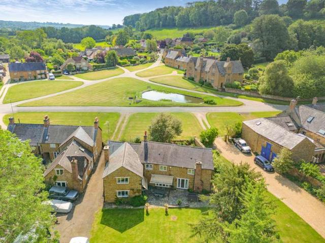 Farm for sale in Alderminster, Warwickshire