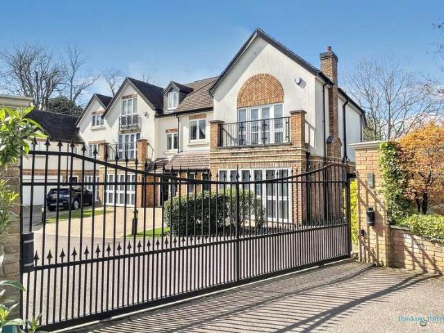 Farm for sale in Elmdon, West Midlands