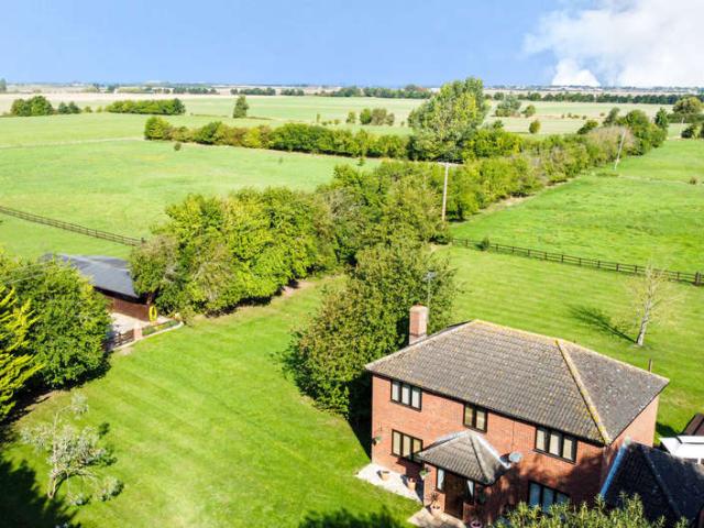 Farm for sale in Quadring Fen, South Holland