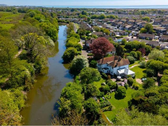 Farm for sale in Hythe, Folkestone