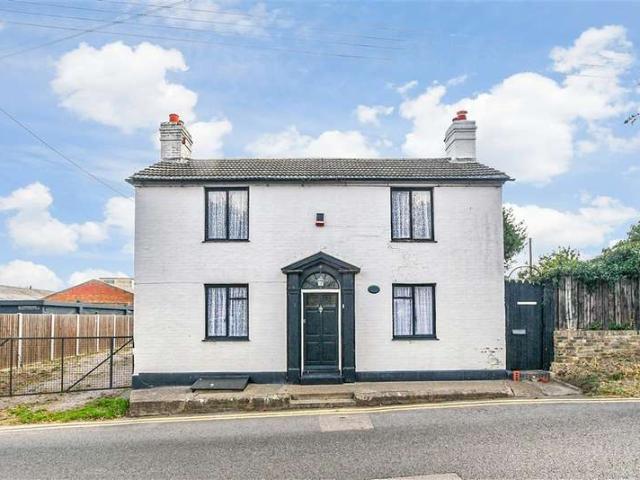 Farm for sale in Oad Street, Kent
