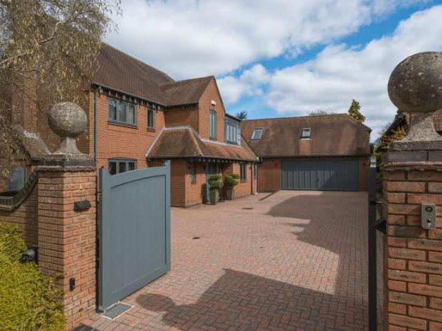 Farm for sale in Alderminster, Warwickshire