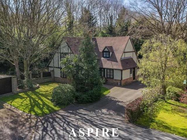 Farm for sale in Langdon Hills, Essex