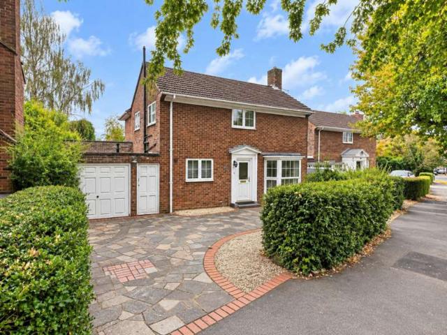 Farm for sale in Fretherne, Hertfordshire