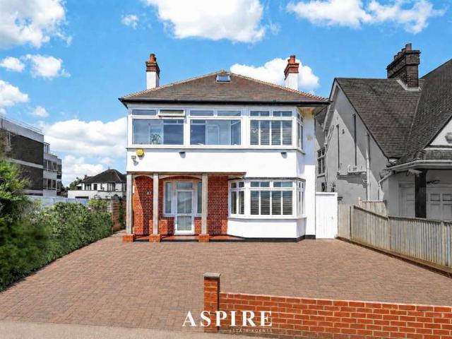 Farm for sale in Alton Barnes, Essex