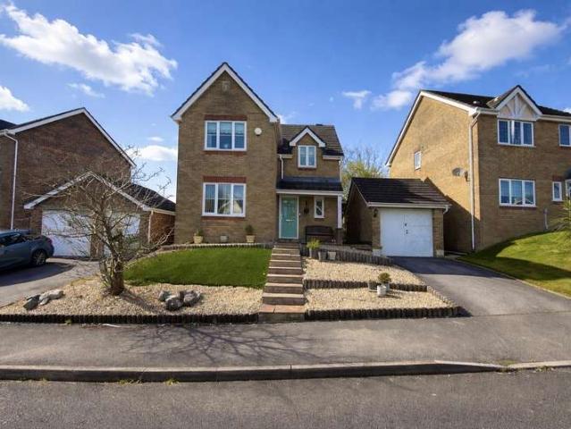 Farm for sale in Cwmdare, Wales