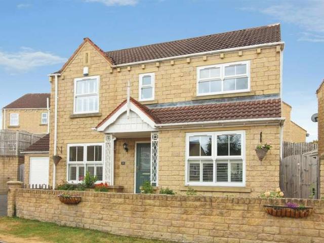 Farm for sale in Monk Fryston