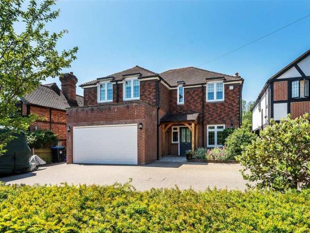 Farm for sale in Oxted, Hillview
