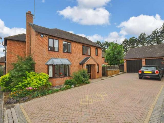 Farm for sale in Northampton, Northamptonshire
