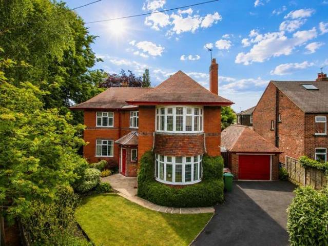 Farm for sale in Pontefract, West Yorkshire