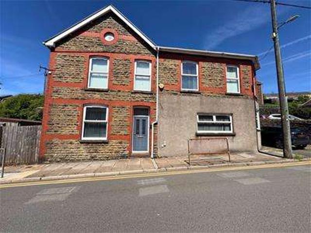 Farm for sale in Maesteg, Caerau