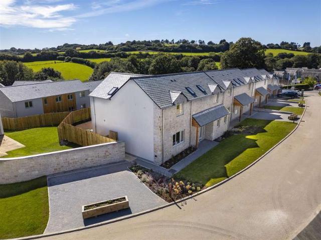 Farm for sale in Pentewan Valley, London Apprentice