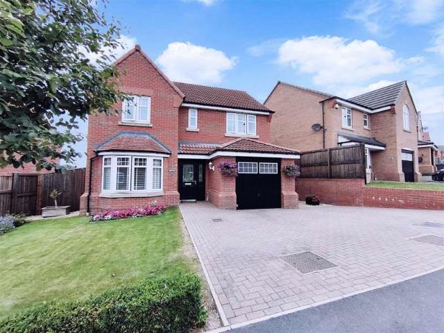 Farm for sale in Mapplewell, Barnsley