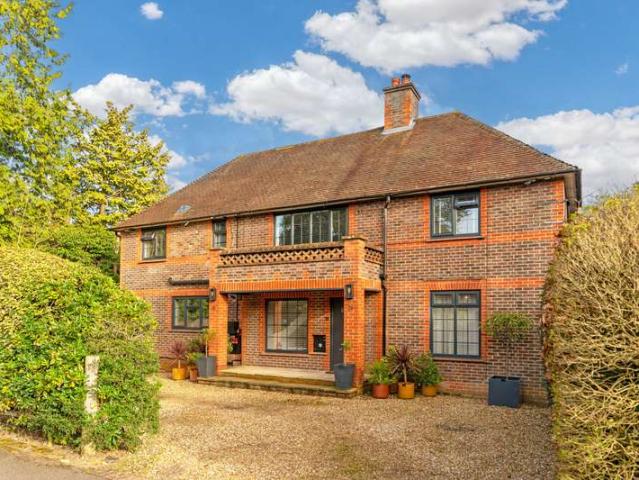 Farm for sale in Heol-las, Surrey