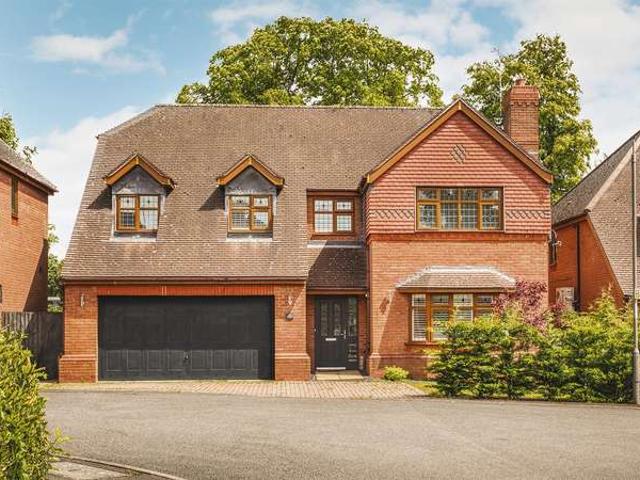 Farm for sale in Egginton, East Midlands
