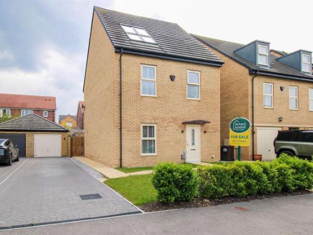 Farm for sale in Glasshoughton, North Featherstone