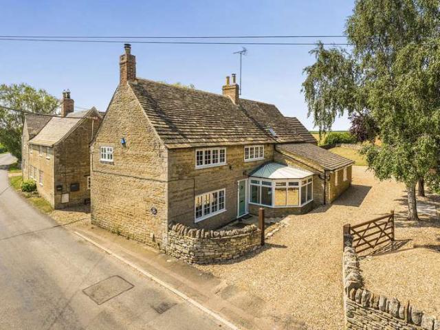 Farm for sale in Peterborough